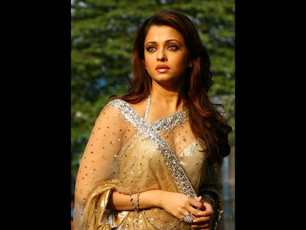 Aishwarya Rai in Robot