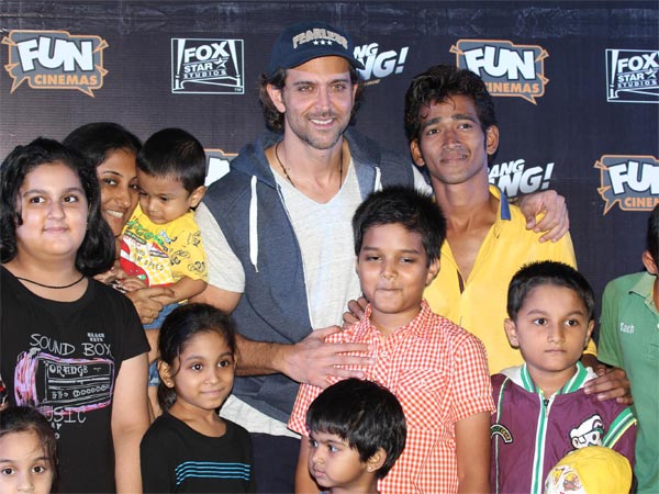Hrithik With Another Group Of Fans