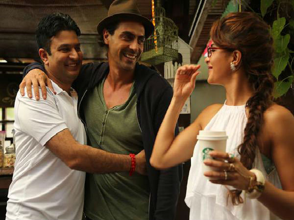 Arjun-Jacqueline Having Fun Time